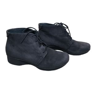 Dansko Lucille Lace Up Wedge Ankle Boots/Booties SZ 39/8.5 US